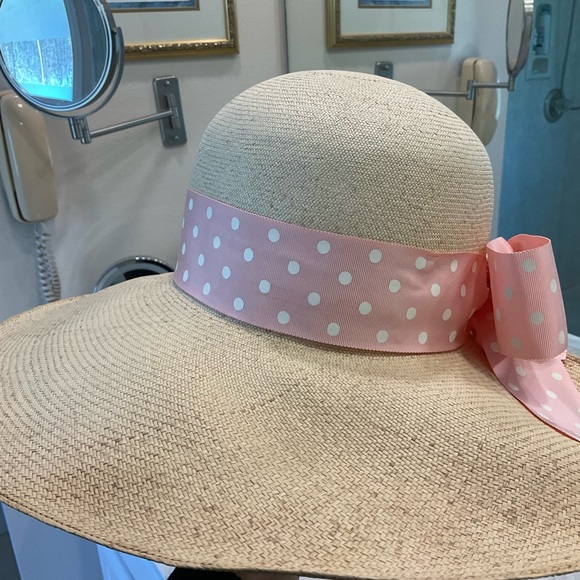 David Cohen Straw Hat with Pink and White Poka Dot Ribbon, Size is 22.5 Inches - Picture 3 of 11